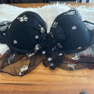 Rosegal Black Floral Embroidered Sheer Bra